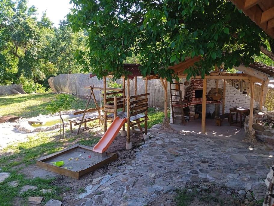 Ижата - Топлина И Уют Borovitsa Luaran gambar